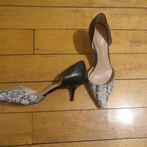 Cute good condition slip on heel sz 5